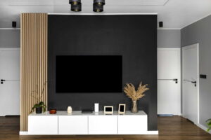 Jak zabudować ścianę z telewizorem?